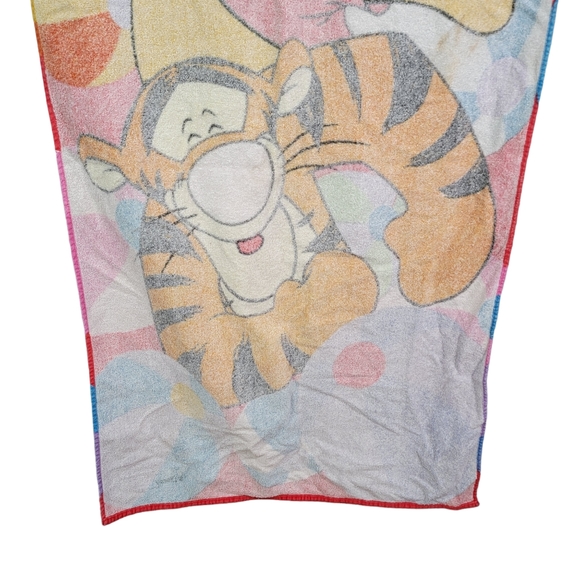 Disney Winnie the Pooh & Tigger Beachball Beach Pool Oversized  Graphic Towl - Picture 8 of 13